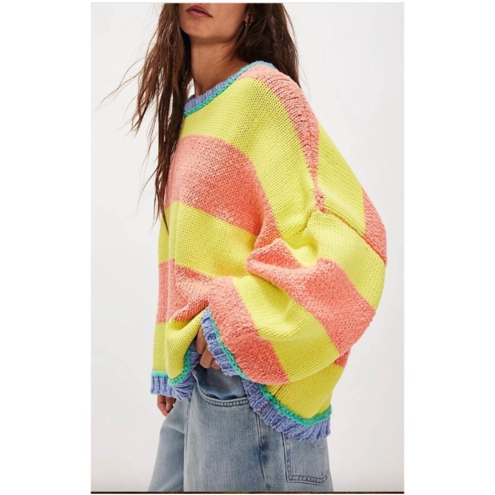 Free People Beach Ball Chic Pullover Oversized Knit Sweater - Picture 4 of 10